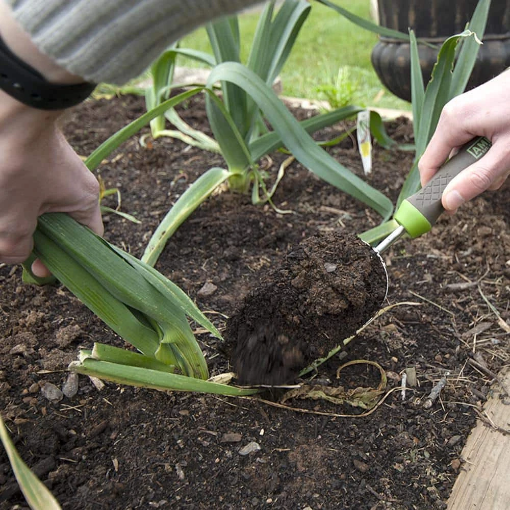 5.3 in. Handle Ergo Gel Grip Garden Trowel Scoop by Ames 4 5.3 in. Handle Ergo Gel Grip Garden Trowel Scoop by Ames - Image 2