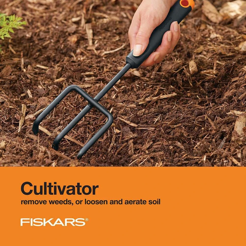 3-Piece Garden Tool Set by Fiskars 12 3-Piece Garden Tool Set by Fiskars - Image 10