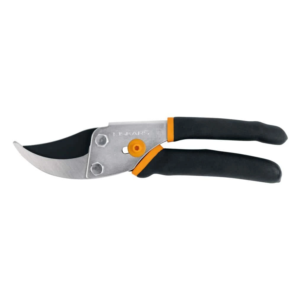 Fiskars 5.5 in. Bypass Pruner Plus Telescoping 9 in. Hedge Shears Combo 10 Fiskars 5.5 in. Bypass Pruner Plus Telescoping 9 in. Hedge Shears Combo - Image 8