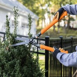 Pro 9 in. Steel High Carbon Blades Aluminum Handled Hedge Shears by Fiskars -GARDEN TOOLS Shop fiskars hedge shears 394921 1d 1000