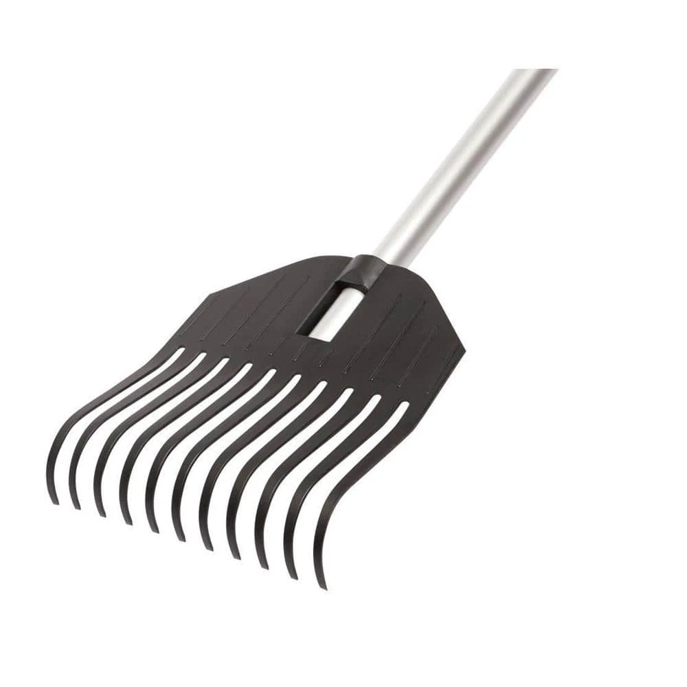 8 in. Shrub Rake by Fiskars 8 8 in. Shrub Rake by Fiskars - Image 6