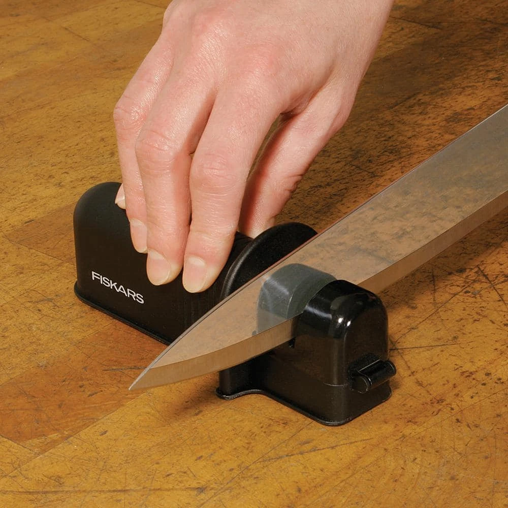 Axe Sharpener by Fiskars 4 Axe Sharpener by Fiskars - Image 2