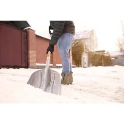 31 in. Wood Handle D-Grip Plastic Scoop Shovel by Husky -GARDEN TOOLS Shop husky shovels 77540 945 1f 1000