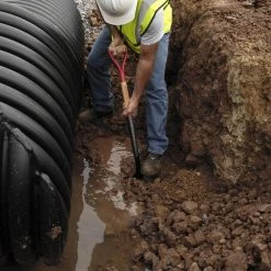 25.75 in. Wood Handle Super Socket Digging Shovel by Razor-Back -GARDEN TOOLS Shop razor back shovels 2594200 77 1000