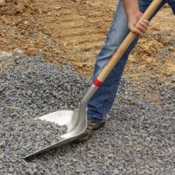 48 in. Wood Handle Aluminum Scoop by Razor-Back -GARDEN TOOLS Shop razor back shovels 53127 40 1000