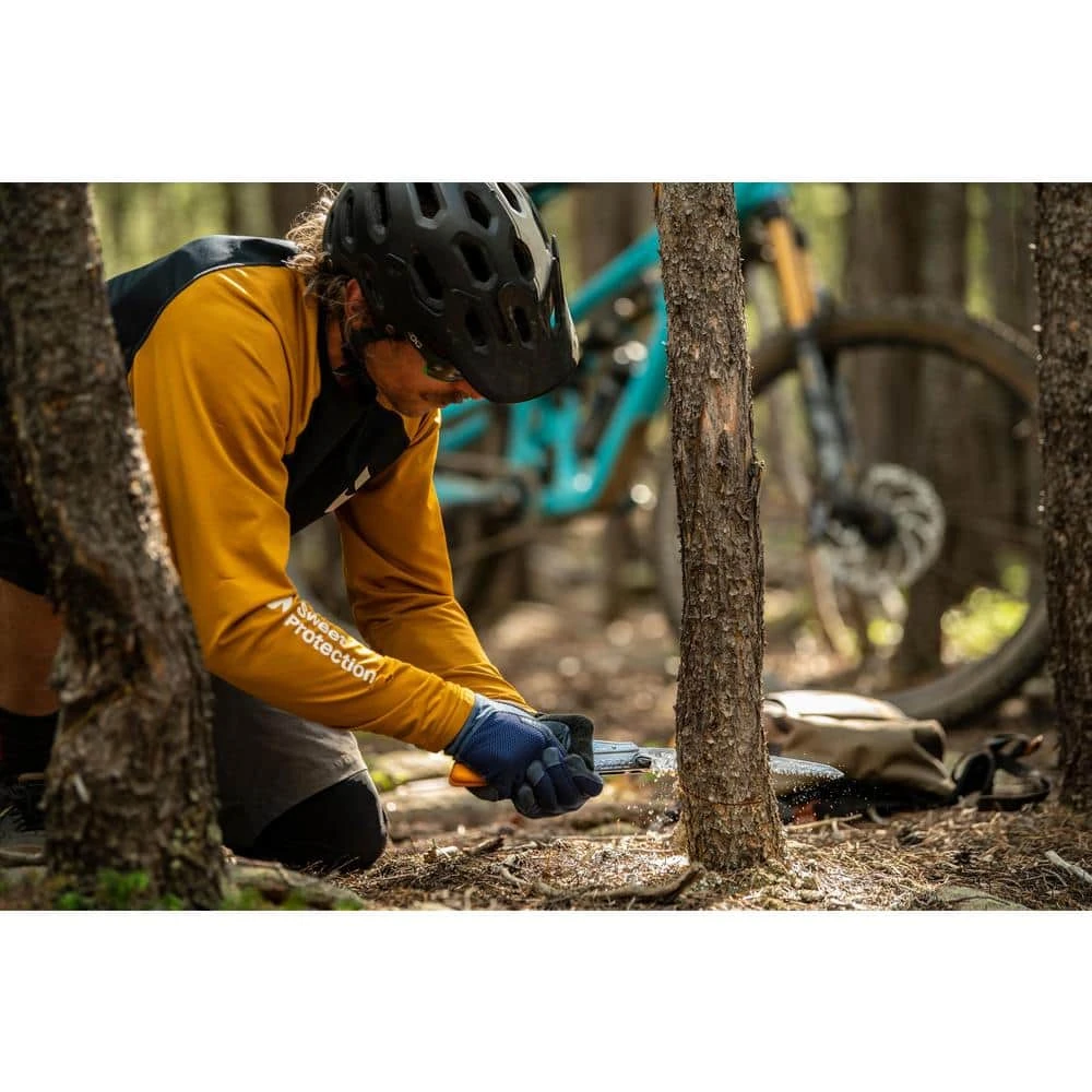 Gomboy 210 mm Curve Large Teeth Professional Saw by Silky 5 Gomboy 210 mm Curve Large Teeth Professional Saw by Silky - Image 3