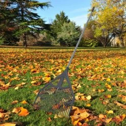 26 in. Poly Leaf Rake by Suncast -GARDEN TOOLS Shop suncast leaf rakes lr2600c 31 1000